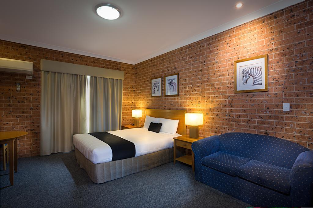 Akuna Motor Inn And Apartments Dubbo Extérieur photo