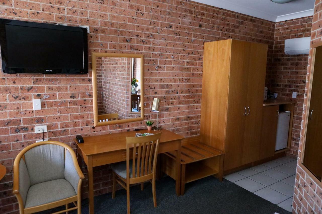 Akuna Motor Inn And Apartments Dubbo Extérieur photo