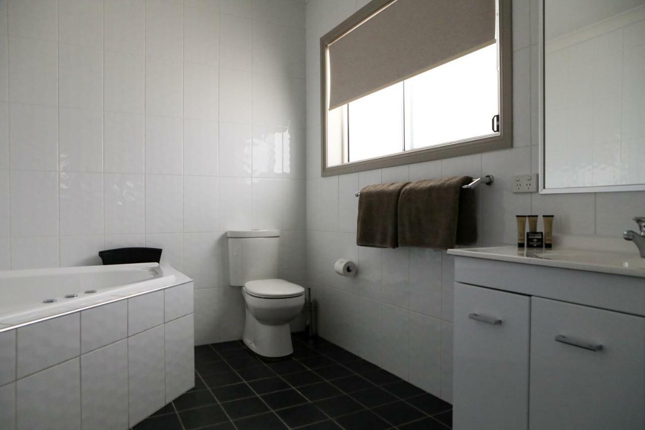 Akuna Motor Inn And Apartments Dubbo Extérieur photo